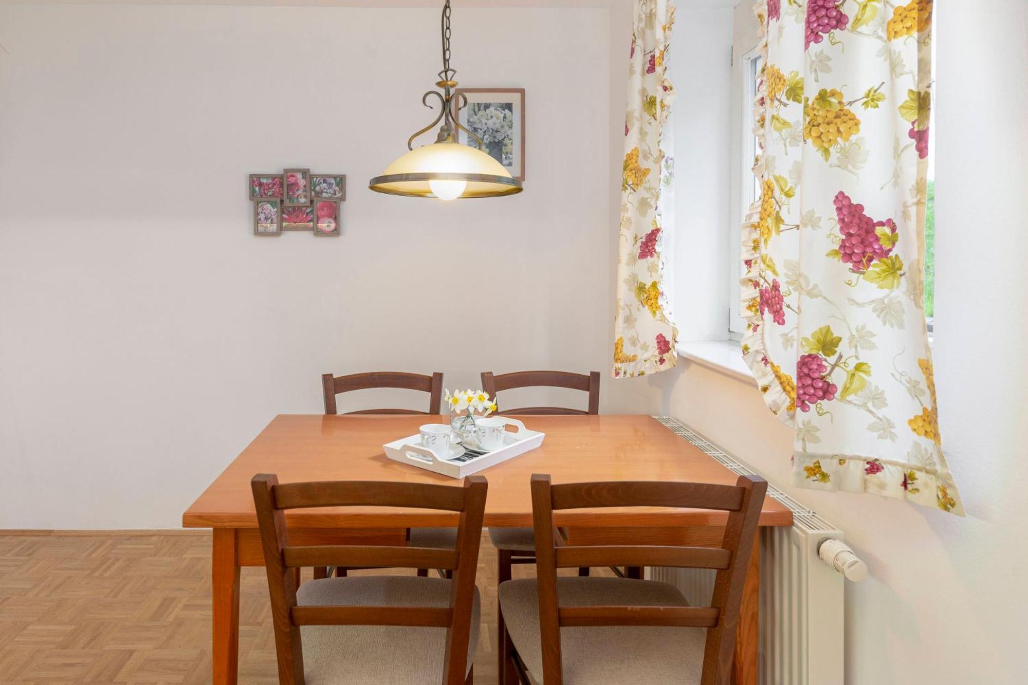 Cozy Garden Flat Leilighet Ljubljana Eksteriør bilde