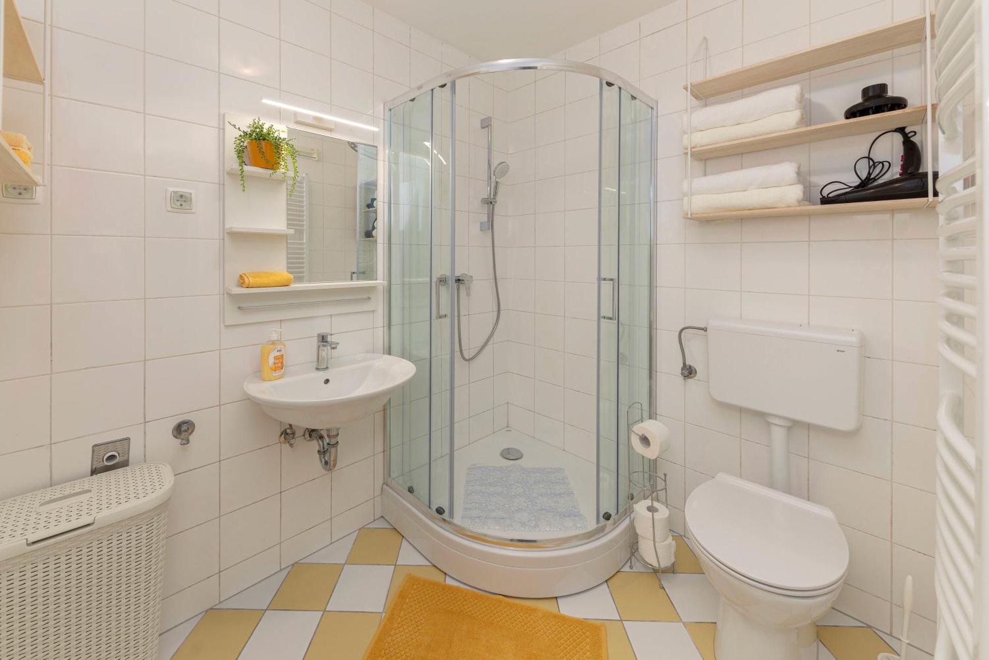 Cozy Garden Flat Leilighet Ljubljana Eksteriør bilde